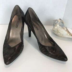 Moda-spana Brown Reptile heels Sz 9